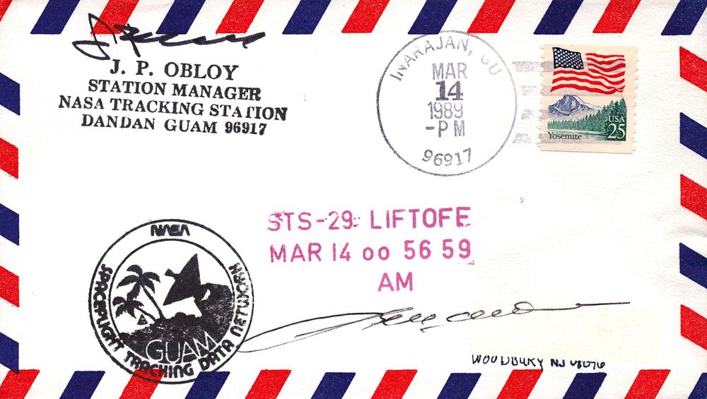 Lot 206: Cosmonaut Lt General Vladimir A. Shatalov signed STS-29...