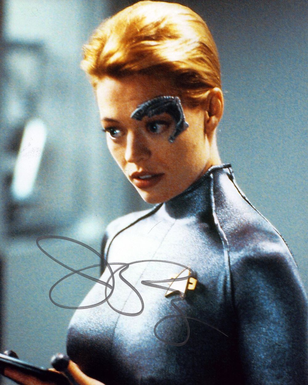 Lot 225: Jeri Ryan signed 10x8inch Star Trek colour photo.