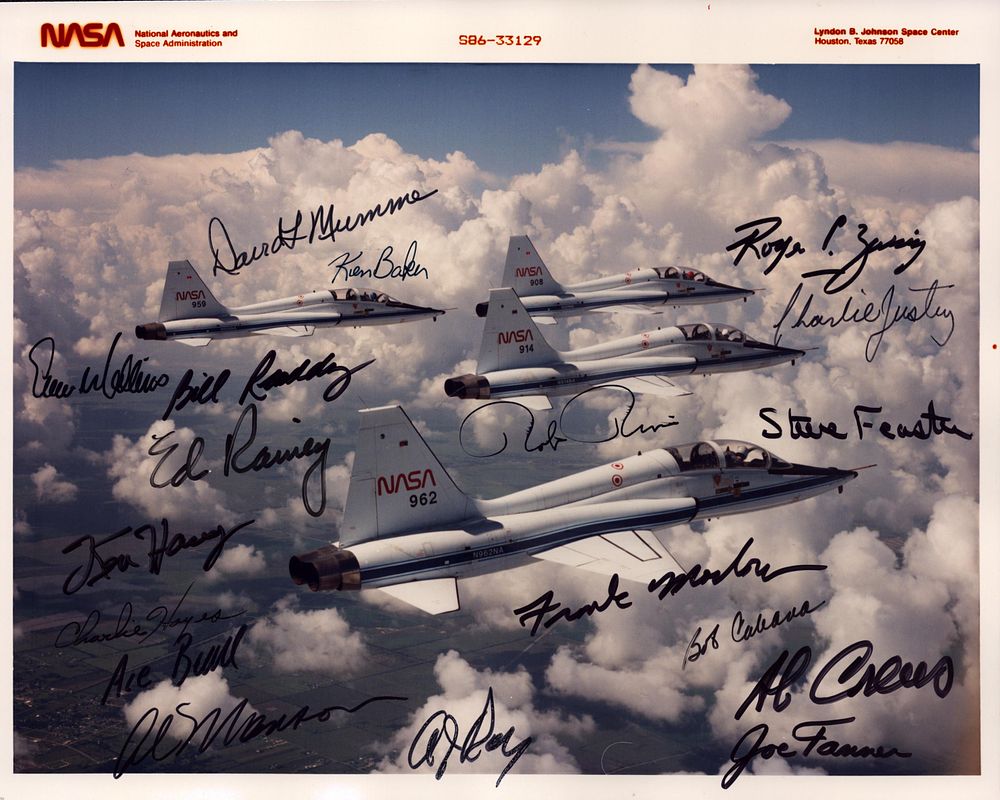 Lot 235: NASA Test Pilots multi signed 10x8inch colour photo...