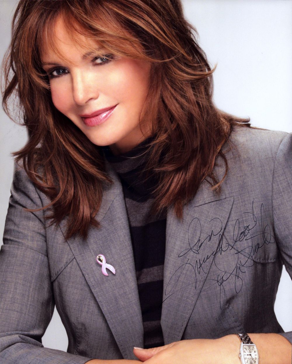 Lot 248: Jaclyn Smith signed 10x8inch colour photo.