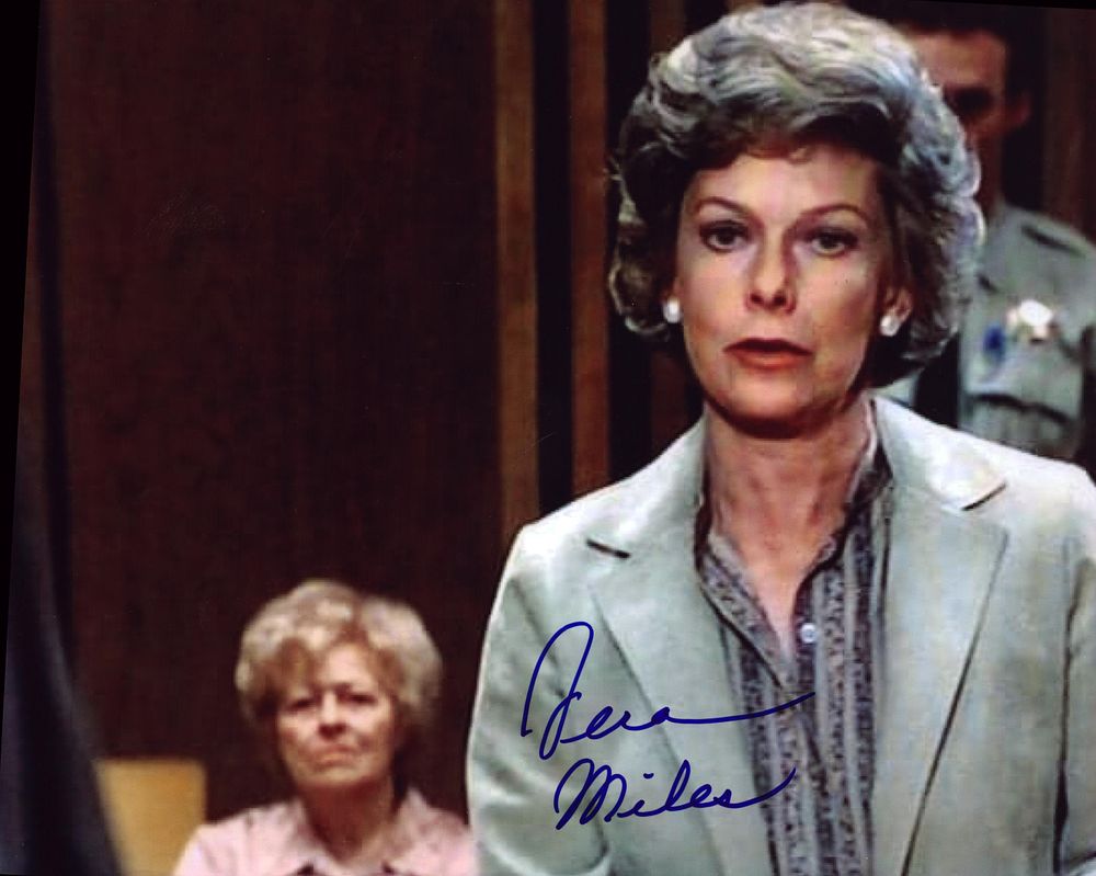 Lot 266: Vera Miles signed 10x8inch colour photo.