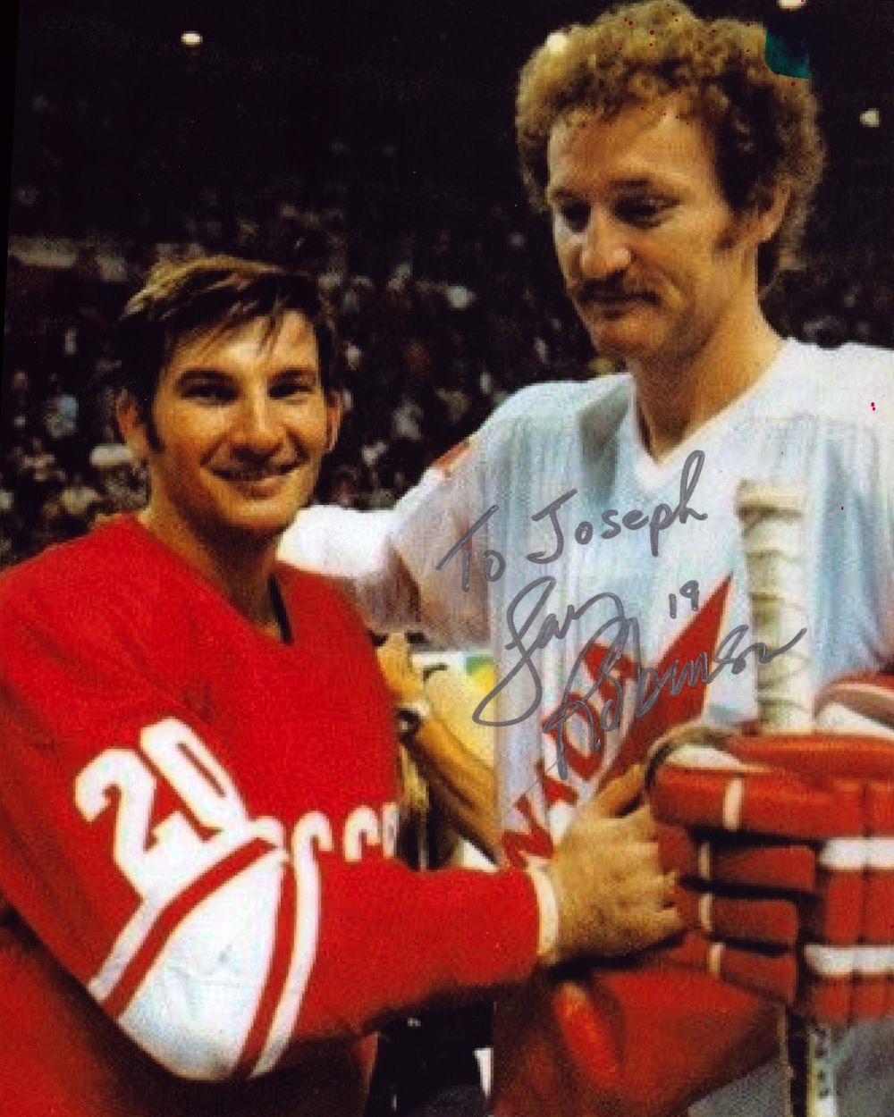 Lot 285: Larry Robinson signed 10x8inch colour photo.