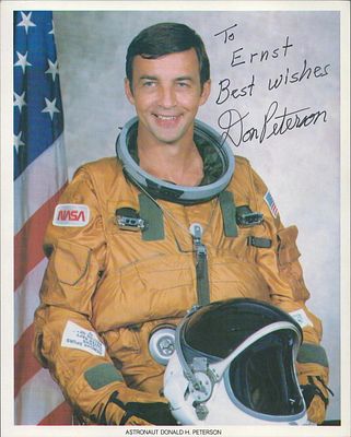 Astronaut Donald H. Peterson signed NASA 10x8 inch colour photo. NASA Space Shuttle. Dedicated. 