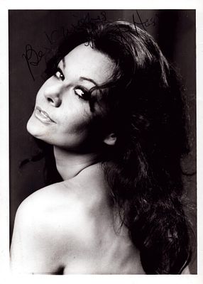 Imogen Hassall signed black and white 7x5 photograph.