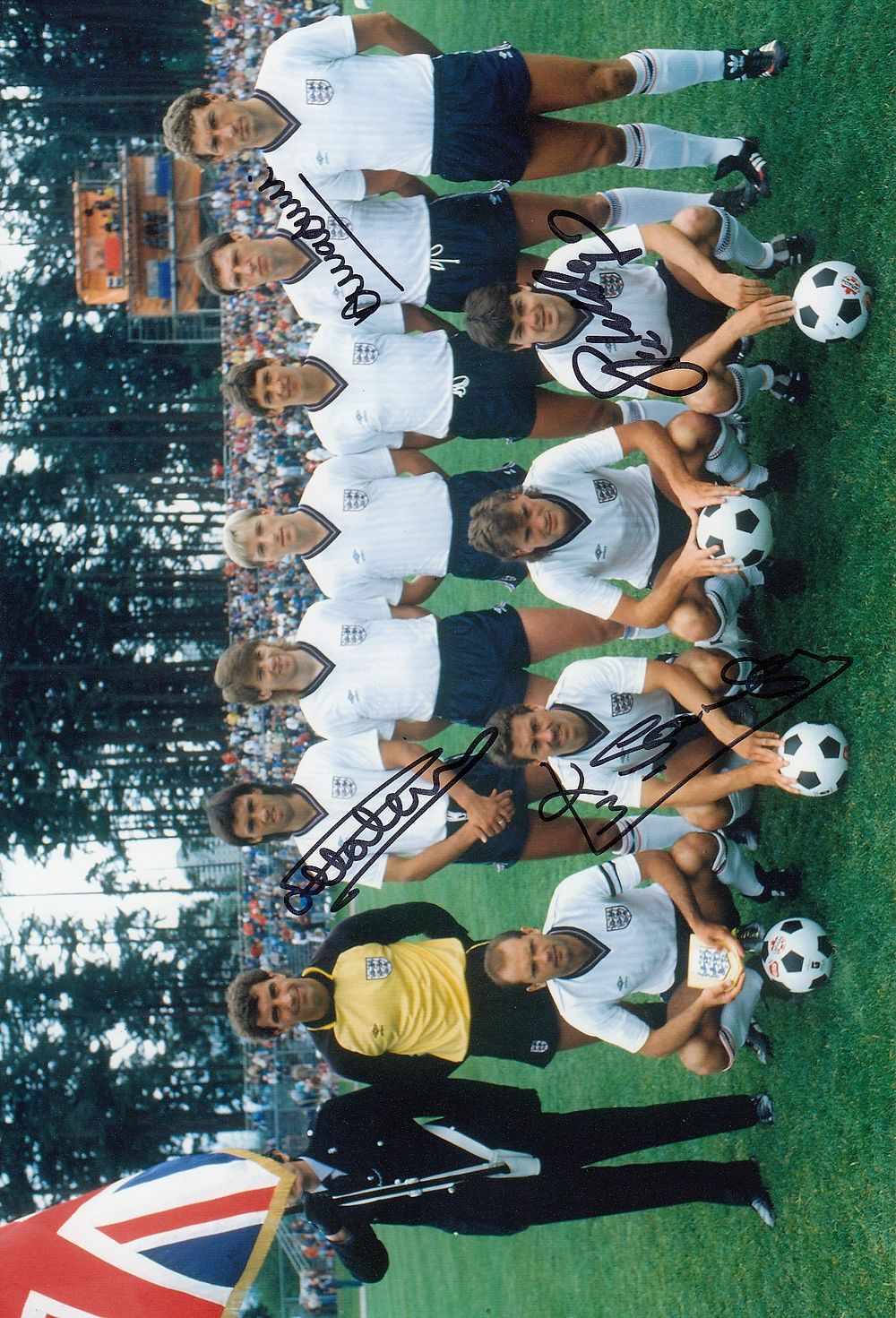 Lot 506: Autographed ENGLAND 12 x 8 photo : Col,...