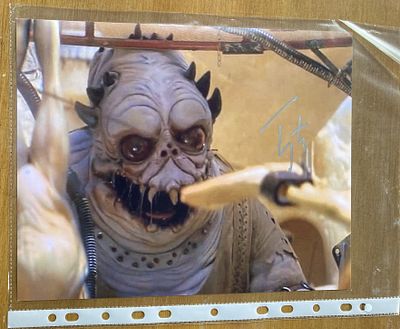 Toby Longworth signed 10x8 inch Star Wars colour photo.Toby Longworth is a British voice actor 