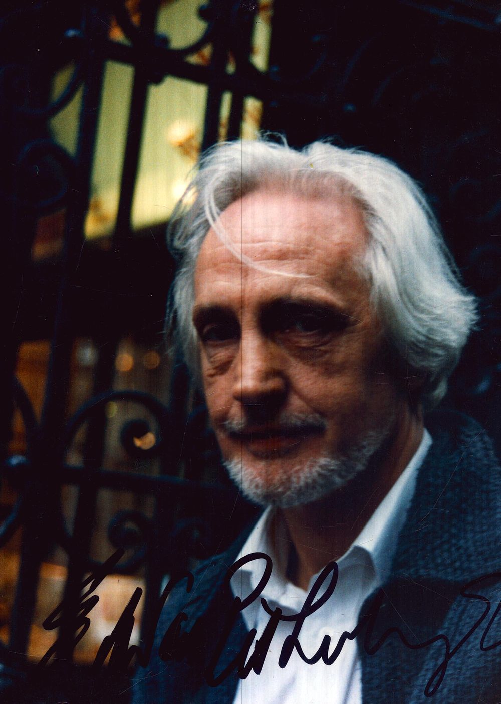Lot 231: Edward Petherbridge signed 6x8 inch colour photo.