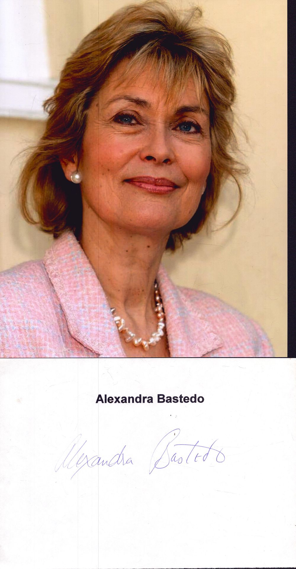 Lot 269: Alexandra Bastedo signed signature piece with 10x8 photo...