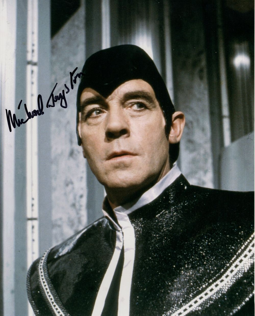 Lot 443: Doctor Who colour 8x10 photo signed by the...