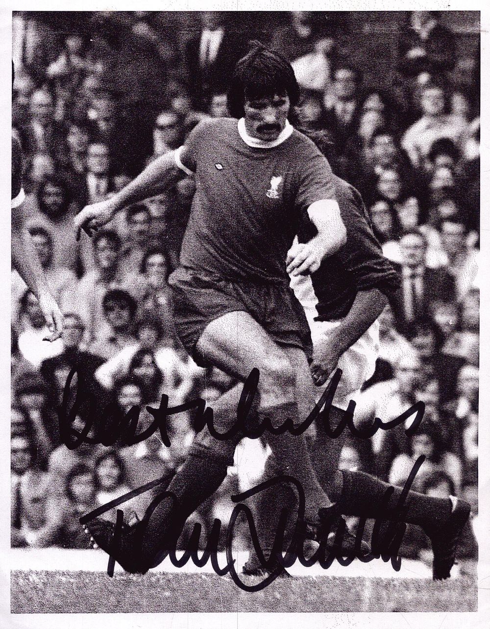 Lot 343: Tommy Smith signed black and white photo approx...
