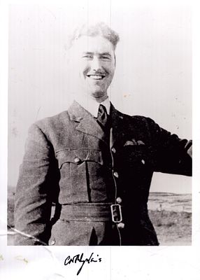 Sir Christopher Neil Foxley-Norris signed black and white photo, approx 7x5.