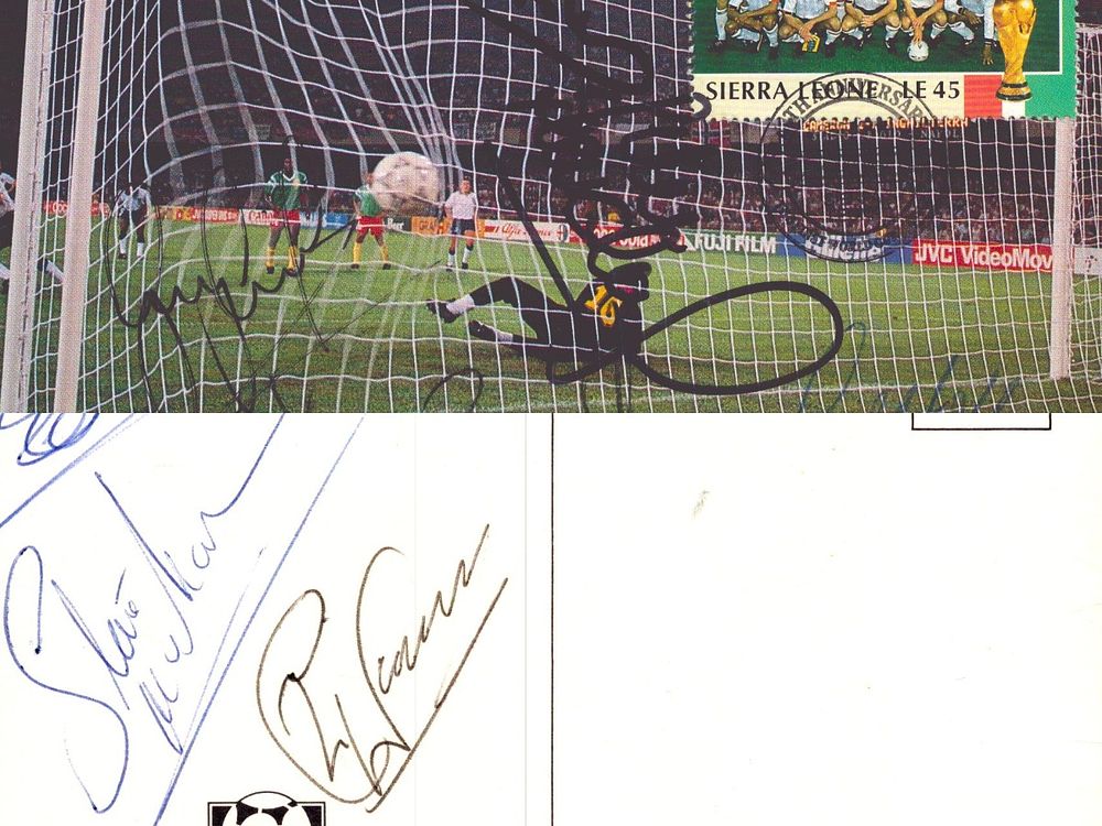 Lot 391: Gary Lineker, Peter Beardsley, Bryan Robson, Steve McMahon,...