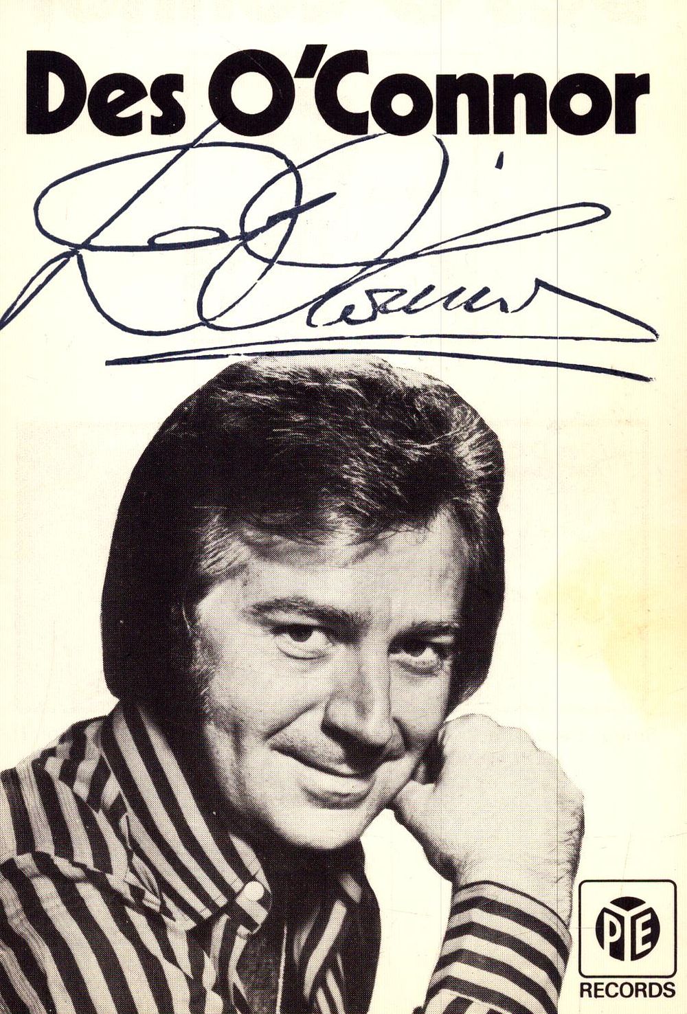 Lot 500: Des O'Conner signed black and white card, approx...