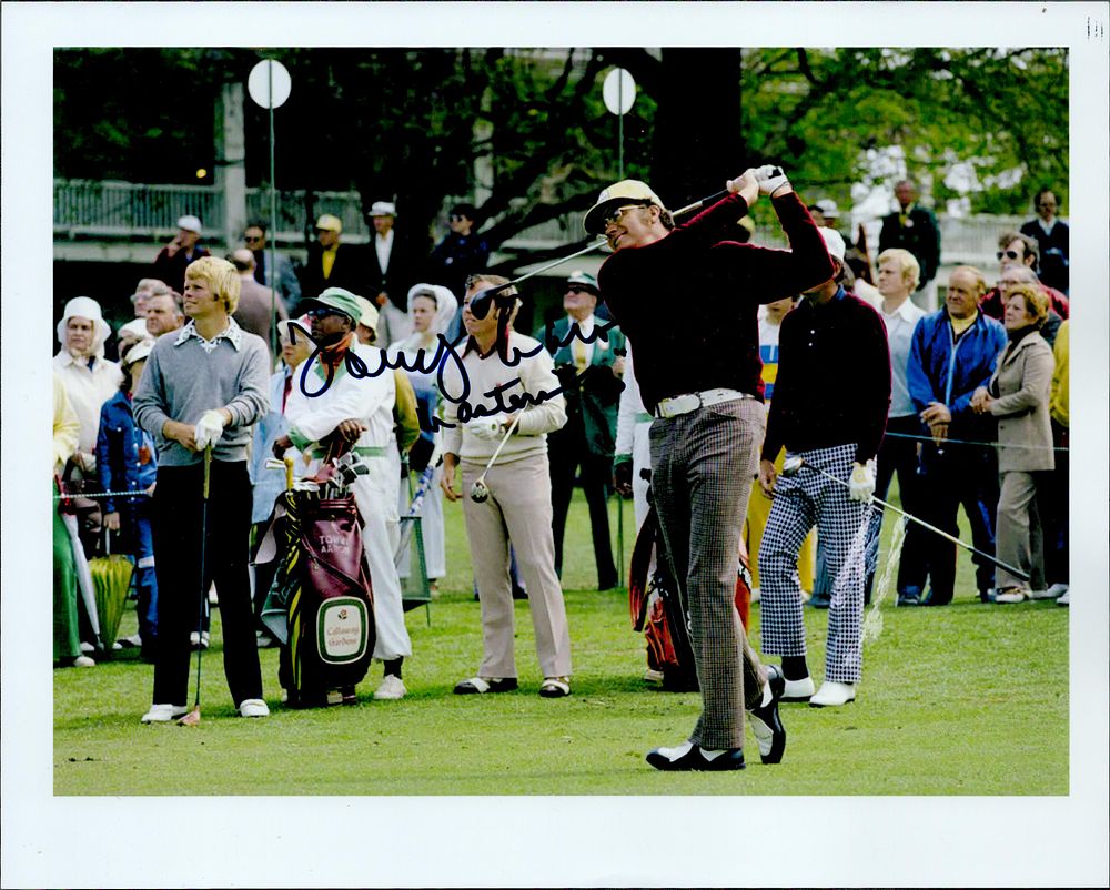 Lot 573: Golf Tommy Aaron signed 10x8inch colour photo.