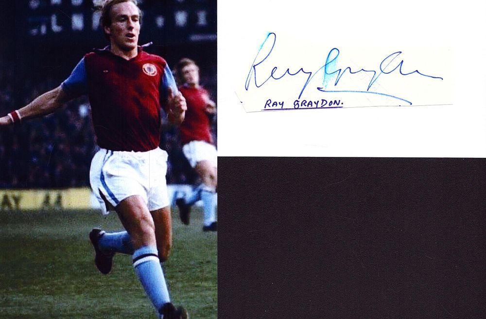 Lot 193: Ray Graydon signed signature piece with coloured photo.