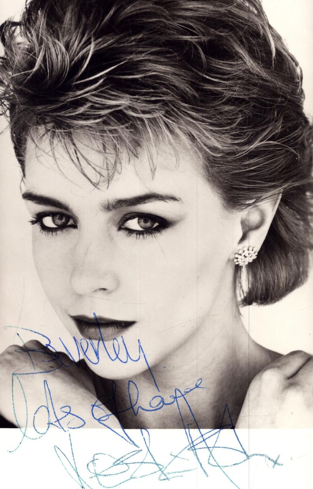 Lot 236: Leslie Ash signed black and white photo, approx....