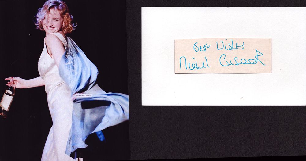 Lot 258: Nicole Cusack signature piece with accompanying 6x4 photo.