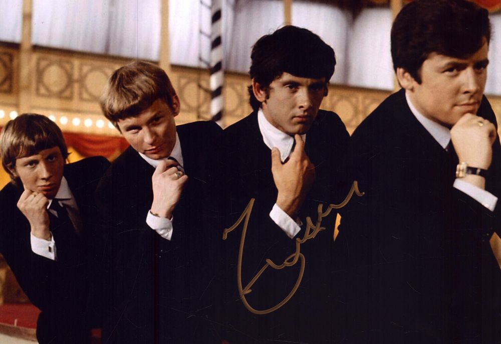 Lot 157: Frank Allen signed photo, The Searchers, 10x7, an...
