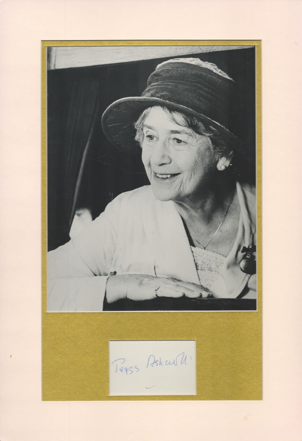 Lot 305: Peggy Ashcroft 17x11 overall mounted signature piece includes...