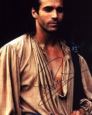 Adrian Paul Highlander signed 10x8 inch colour photo.