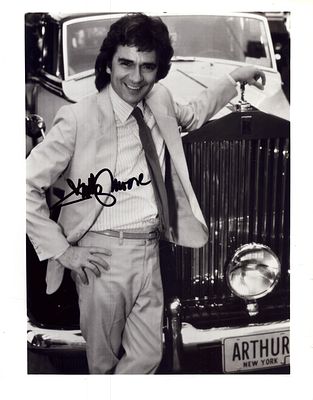 Dudley Moore signed black and white photo from 'Arthur' 10x8inch.