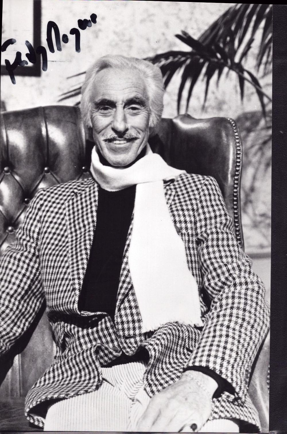 Lot 219: Ferdy Mayne signed 6x4 inches approx. black and...