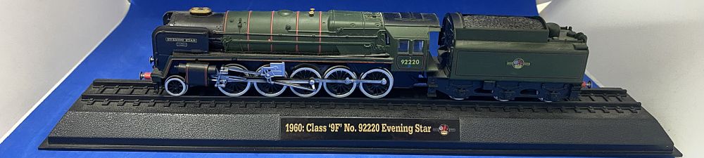 Lot 422: 1960: Class '9F' No. 92220 Evening Star, train...