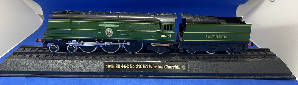 Lot 432: 1946: SR 4-6-2 No. 21C151 Winston Churchill ,...