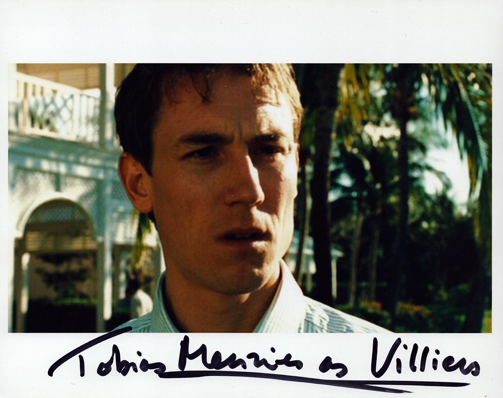 Lot 534: Tobias Mendes signed 10x8inch colour photo.