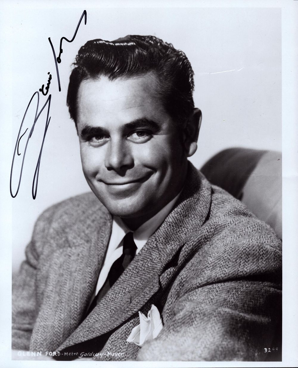 Lot 558: Glen Ford signed 10x8inch black and white photo.