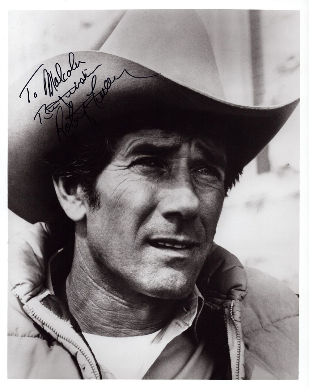 Lot 559: Robert Fuller signed 10x8inch black and white photo...