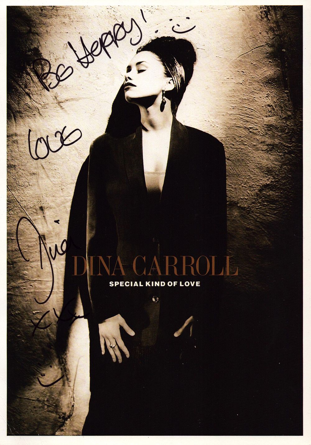 Lot 581: Dina Carroll signed 8x6inch promo photo.