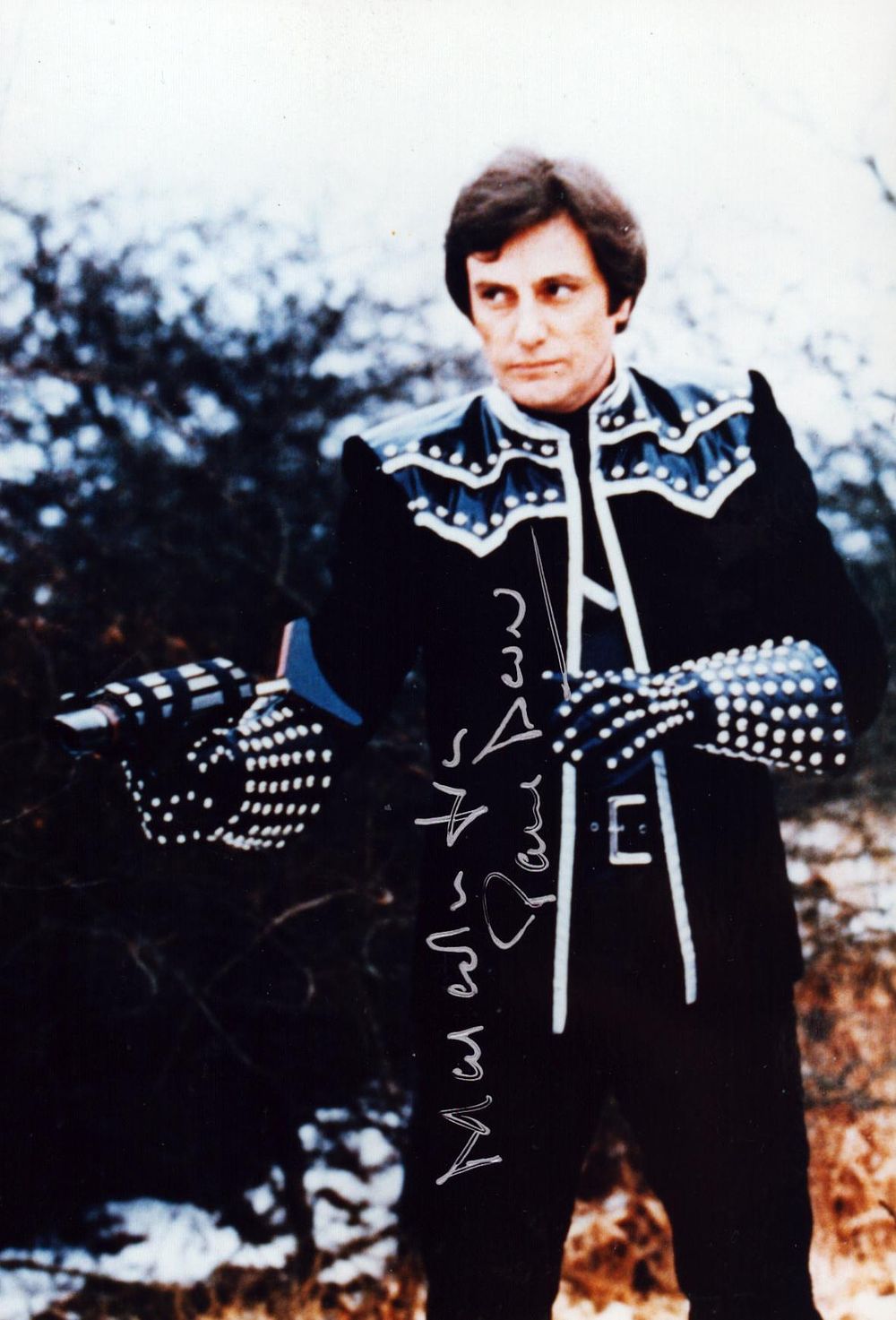 Lot 595: Paul Darrow signed 6x4inch Blake's Seven colour photo.