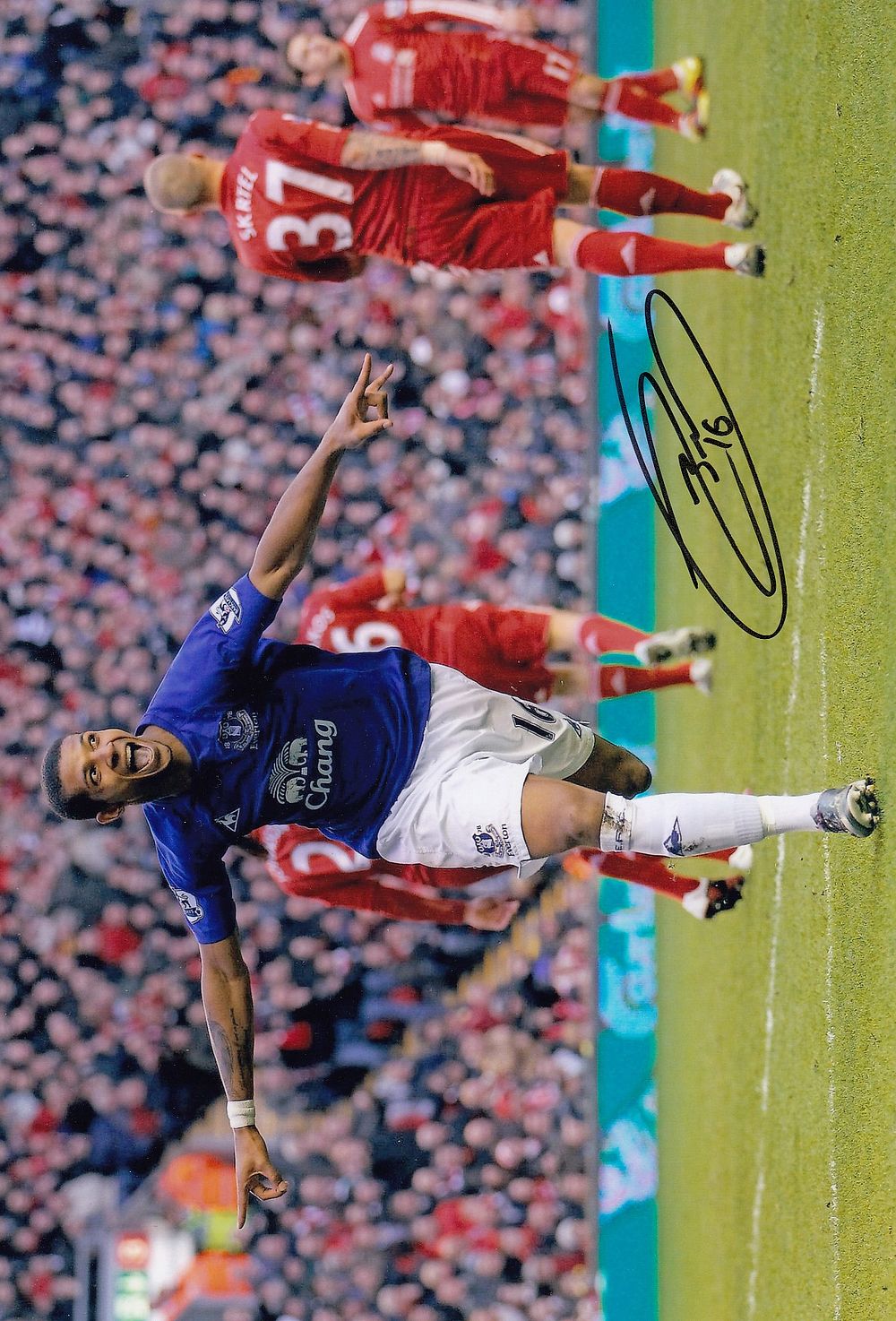 Lot 173: Autographed JERMAINE BECKFORD 12 x 8 Photograph: Everton...