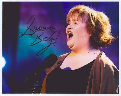 Susan Boyle signed 10x8inch colour photo.