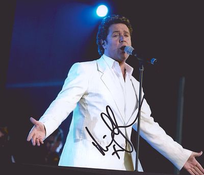 Michael Ball signed 10x8inch colour photo.