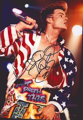 Vanilla Ice signed 12x8inch colour photo.