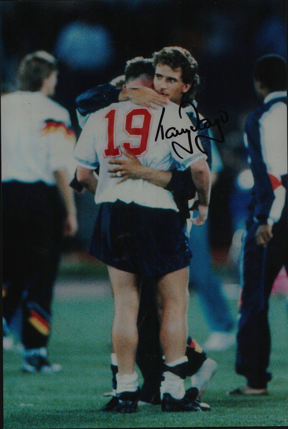 Lot 213: Autographed TONY DORIGO 12 x 8 Photograph: TONY...