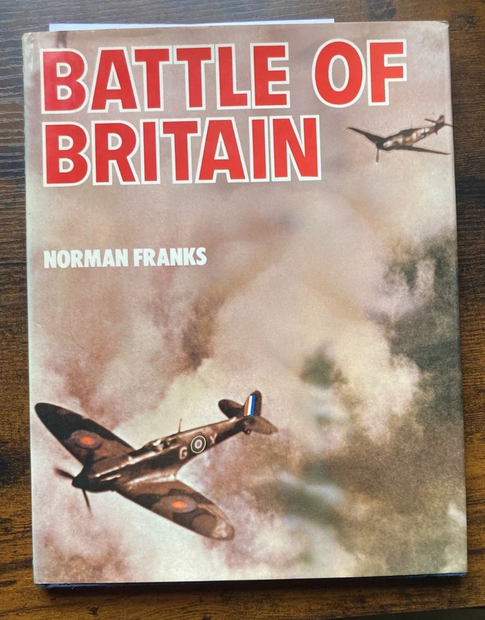 Lot 280: WW2 Five BOB pilots ace signed 1981 book...