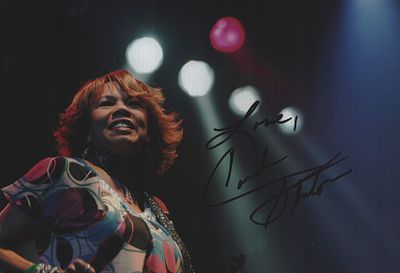 Candi Staton signed 12x8inch colour photo.
