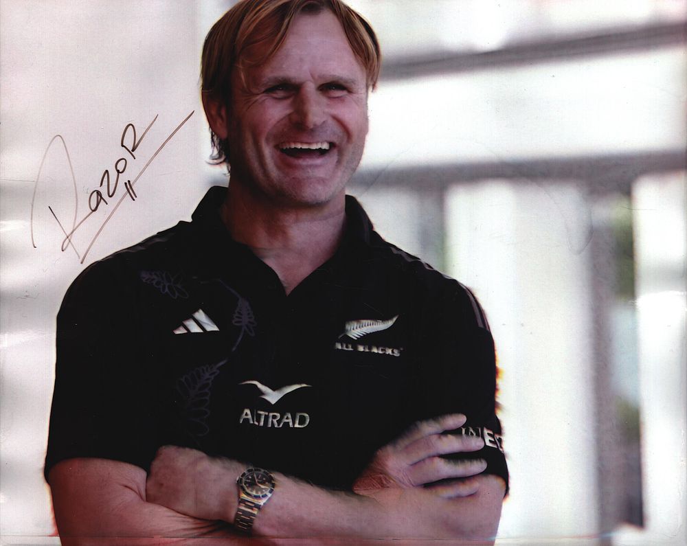 Lot 332: Scott Robertson signed 10x8inch colour photo.