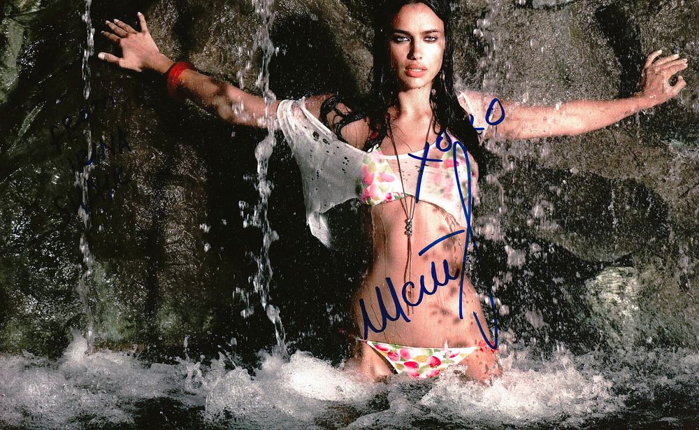 Lot 350: Irina Shayk signed 12x8inch colour photo.