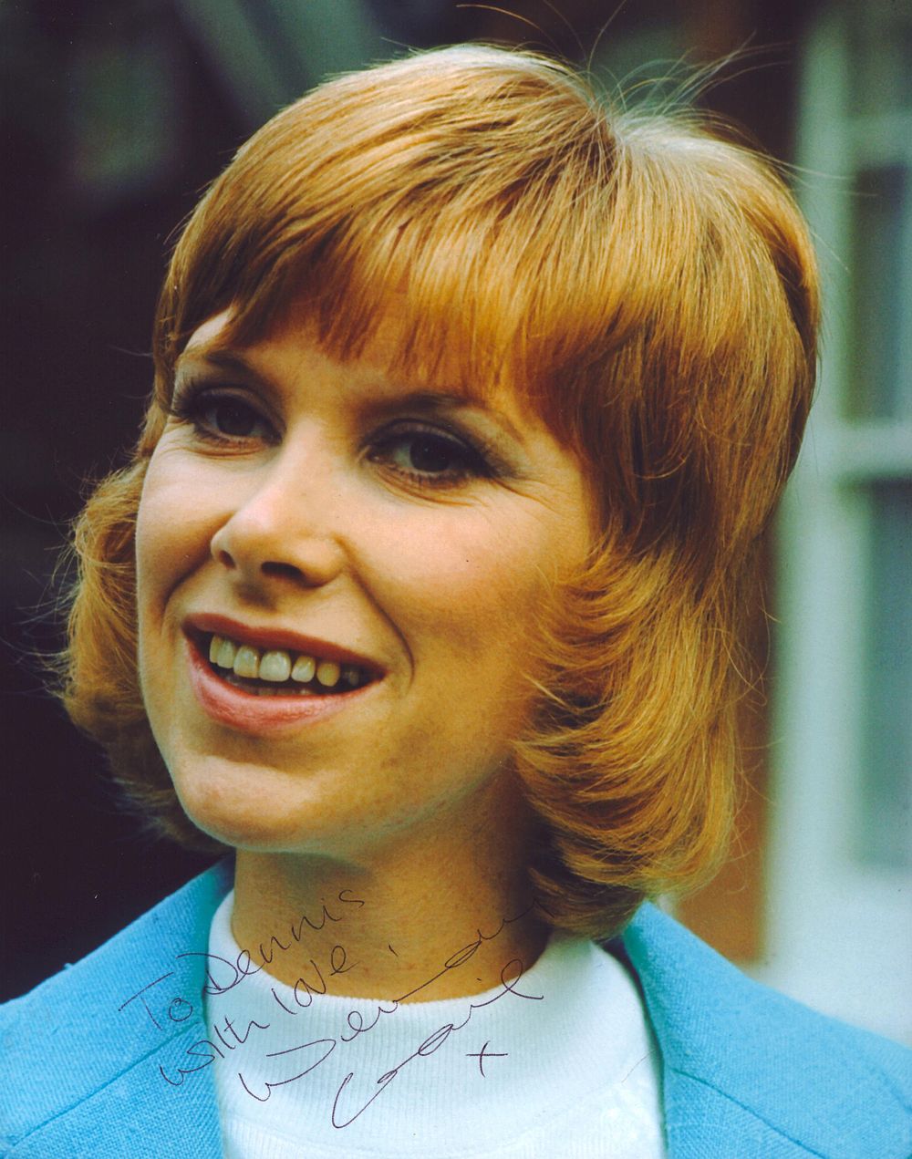 Lot 549: Wendy Craig signed 10x8 inch colour photo.