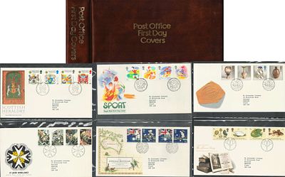 FDCs Collection of approx 40 housed in a Royal Mail First Day Covers Album, Covers include 
