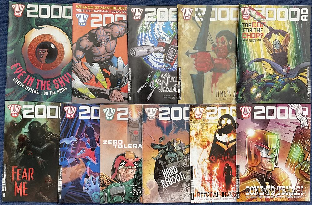 Lot 308: Collection of 10 comics 2000AD comics, Prog 1972...