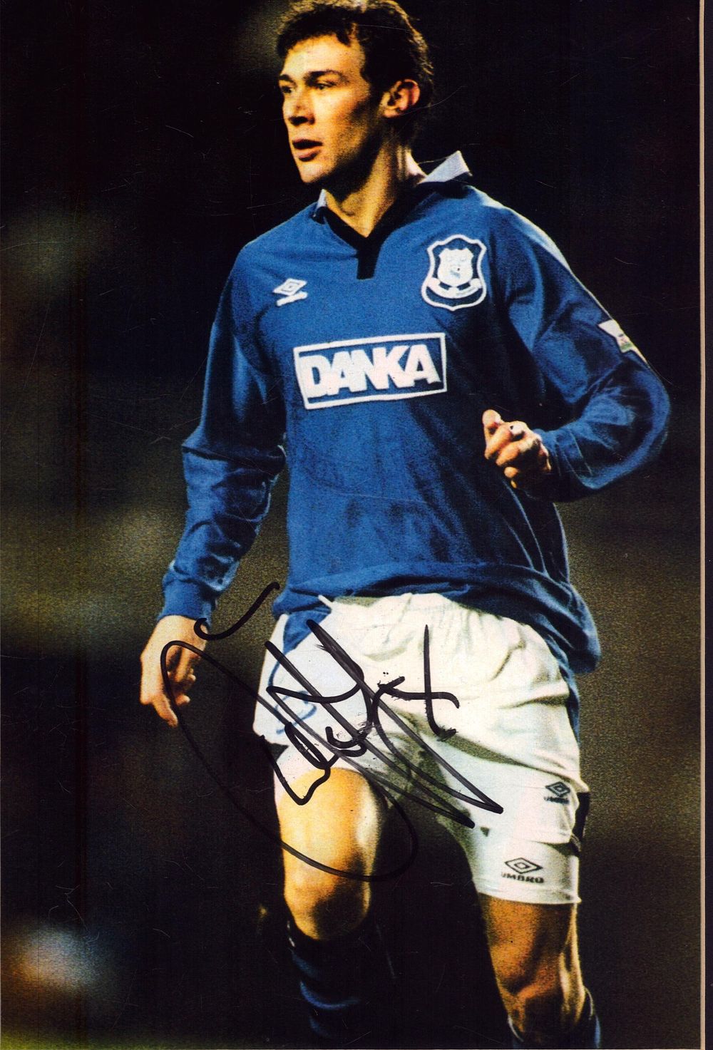 Lot 292: Football Duncan Ferguson signed magazine cut out page...
