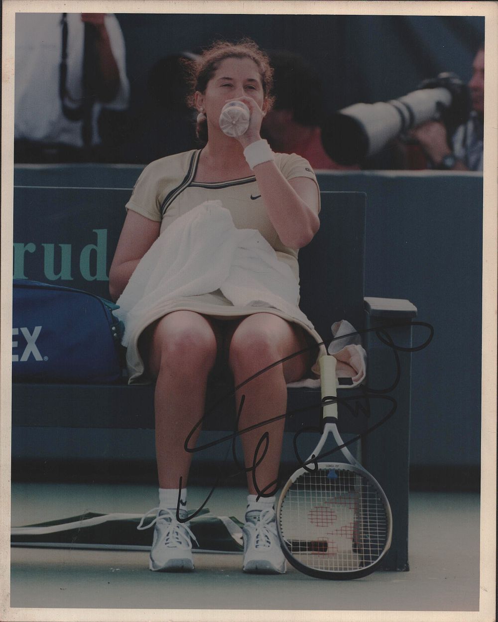 Lot 172: MONICA SELES signed Tennis 1998 Press 8x10 Photo...