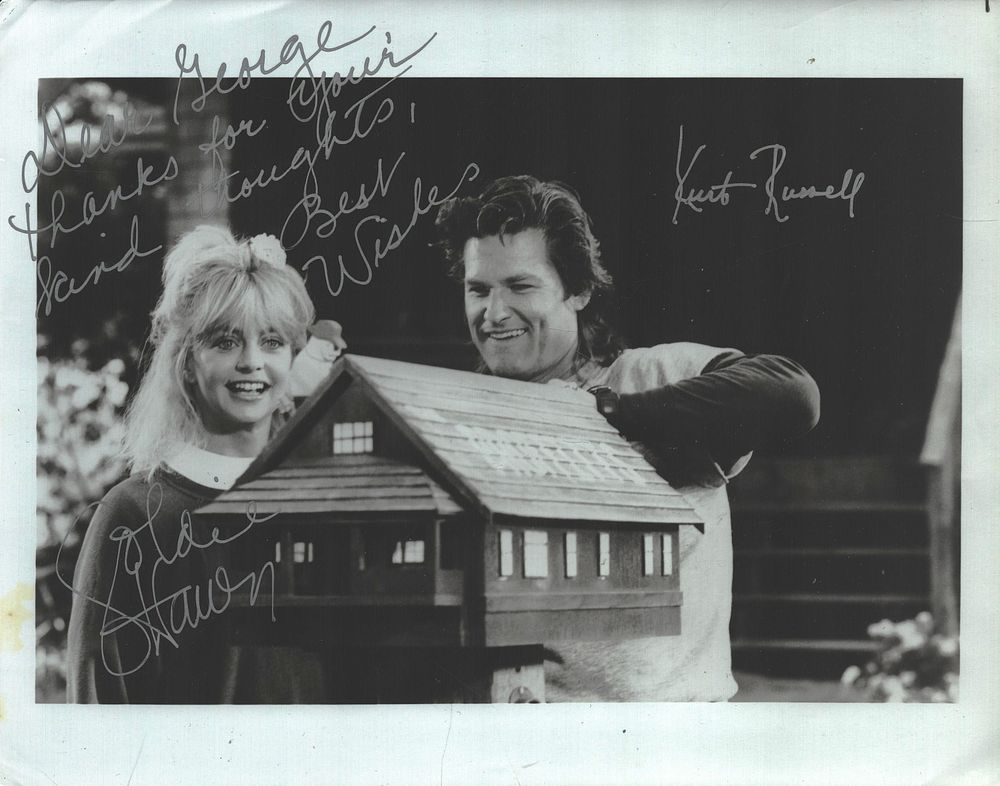 Lot 197: Kurt Russell and Goldie Hawn signed 10x8inch black...