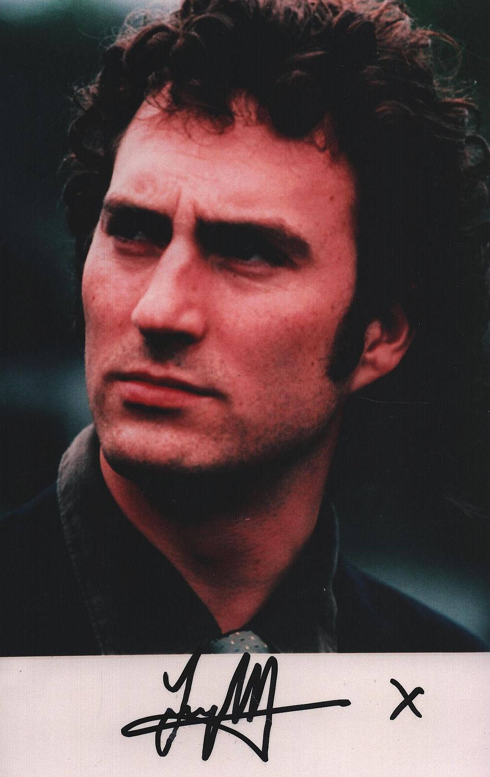 Lot 414: James Thornton signed 6x4inch colour photo.