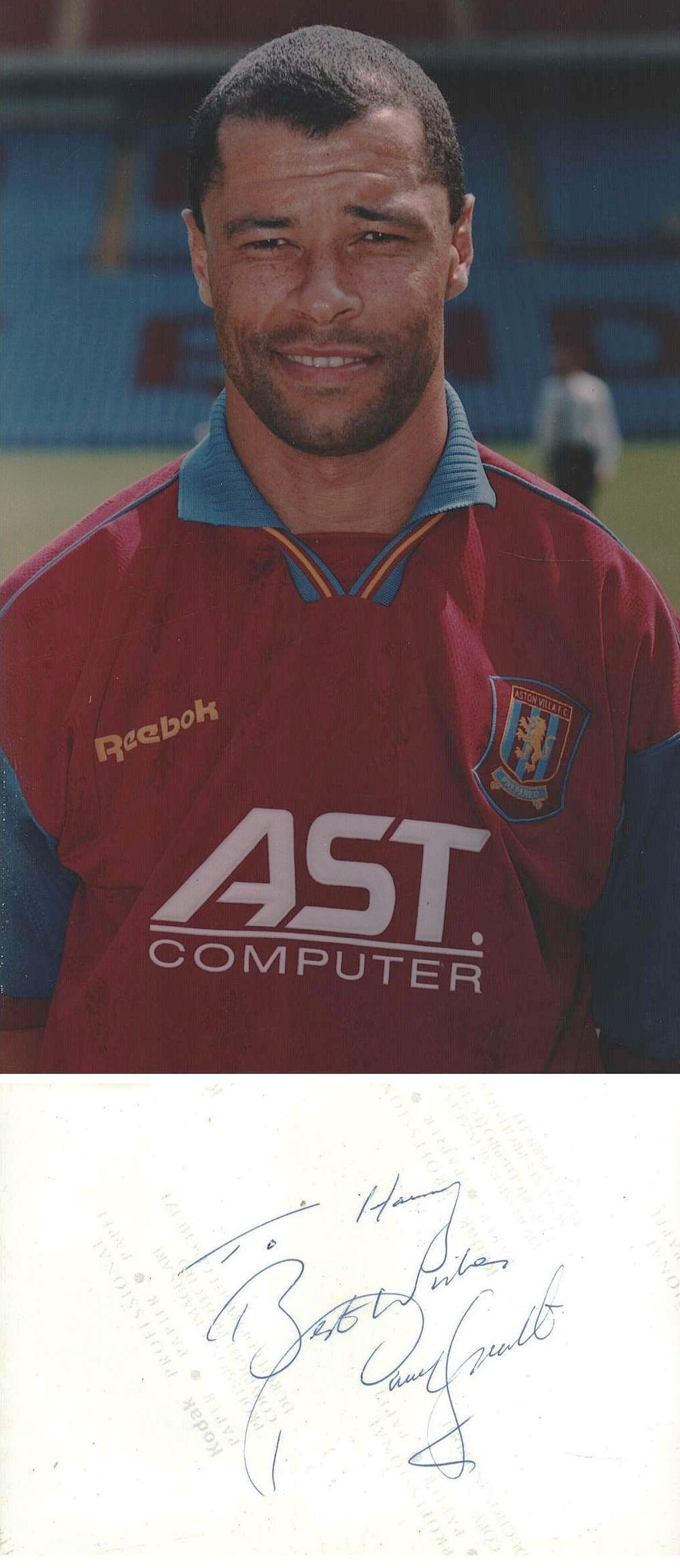 Lot 427: Paul McGrath signed 6x4inch colour photo. Signed on...